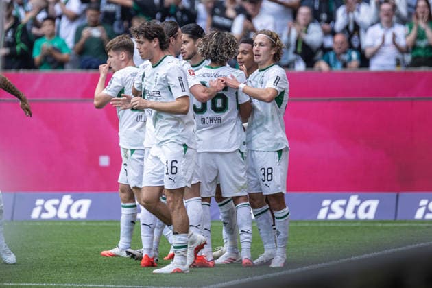 Fussball Bundesliga, Borussia Mönchengladbach vs. SV Elversberg, 05.09.2026 Gladbacher Jubel nach dem 1:0 durch Hugo Bolin (Borussia Mönchengladbach 38) -- Fussball Bundesliga, Borussia Mönchengladbach vs. SV Elversberg, 05.09.2026, ista Borussia Park, Mönchengladbach -- DFL REGULATIONS PROHIBIT ANY USE OF PHOTOGRAPHS AS IMAGE SEQUENCES AND OR Q‹UASI-VIDEO. *** German Bundesliga, Borussia Mönchengladbach vs. SV Elversberg, September 5, 2026: Gladbach celebrates after Hugo Bolin s 1-0 goal. Borussia Mönchengladbach 38 German Bundesliga, Borussia Mönchengladbach vs. SV Elversberg, September 5, 2026, ista Borussia Park, Mönchengladbach DFL REGULATIONS PROHIBIT ANY USE OF PHOTOGRAPHS AS IMAGE SEQUENCES AND OR QUASI-VIDEO Copyright: xBEAUTIFULxSPORTS Derixx