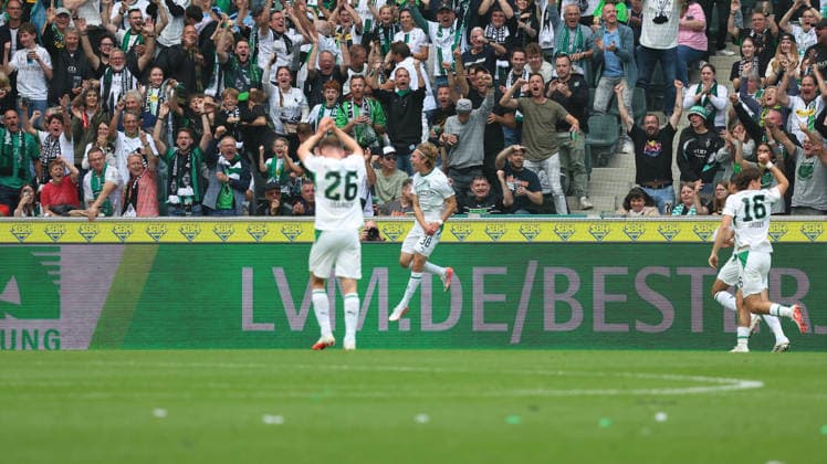 05.09.2026, xrekx, Fussball 1.Bundesliga, Borussia Moenchengladbach - SV Elversberg v.l. Torjubel nach dem Tor zum celebrating the goal celebrate 1:0 durch Hugo Bolin (Borussia Moenchengladbach) (DFL DFB REGULATIONS PROHIBIT ANY USE OF PHOTOGRAPHS as IMAGE SEQUENCES and or QUASI-VIDEO) Moenchengladbach *** September 5, 2026, xrekx, Soccer, Bundesliga 1, Borussia Mönchengladbach vs. SV Elversberg: Goal celebration after Hugo Bolin scored the 1-0 goal for Borussia Mönchengladbach. DFL and DFB regulations prohibit any use of photographs as image sequences and or quasi-video. Mönchengladbach