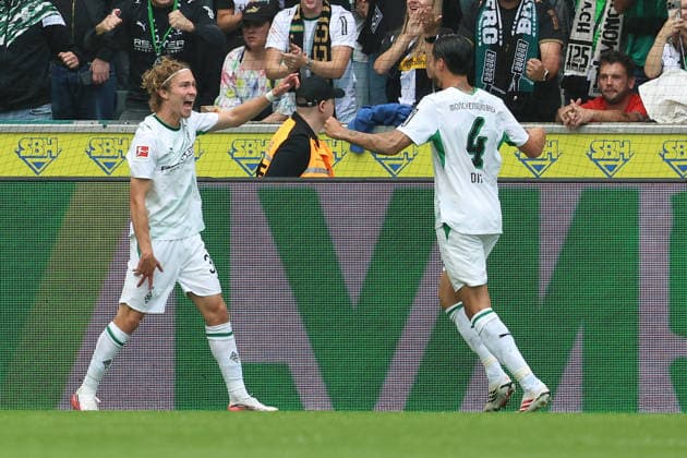 05.09.2026, xrekx, Fussball 1.Bundesliga, Borussia Moenchengladbach - SV Elversberg v.l. Torjubel nach dem Tor zum celebrating the goal celebrate 1:0 durch Hugo Bolin (Borussia Moenchengladbach) (DFL DFB REGULATIONS PROHIBIT ANY USE OF PHOTOGRAPHS as IMAGE SEQUENCES and or QUASI-VIDEO) Moenchengladbach *** September 5, 2026, xrekx, Soccer, Bundesliga 1, Borussia Mönchengladbach vs. SV Elversberg: Goal celebration after Hugo Bolin scored the 1-0 goal for Borussia Mönchengladbach. DFL and DFB regulations prohibit any use of photographs as image sequences and or quasi-video. Mönchengladbach