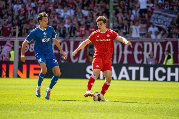 05.09.2026, xdaymx, Fussball 2.Bundesliga, 1.FC Kaiserslautern - SV Darmstadt 98. vl. Milan Smit (Darmstadt 98) und Jacob Rasmussen (1.FC Kaiserslautern) im Zweikampf Kaiserslautern *** September 5, 2026, xdaymx, Soccer, 2. Bundesliga, 1. FC Kaiserslautern vs. SV Darmstadt 98: Milan Smit (Darmstadt 98) and Jacob Rasmussen (1. FC Kaiserslautern) in a tackle, Kaiserslautern