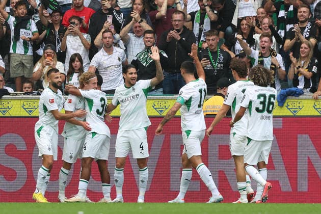 05.09.2026, xrekx, Fussball 1.Bundesliga, Borussia Moenchengladbach - SV Elversberg v.l. Torjubel nach dem Tor zum celebrating the goal celebrate 1:0 durch Hugo Bolin (Borussia Moenchengladbach) (DFL DFB REGULATIONS PROHIBIT ANY USE OF PHOTOGRAPHS as IMAGE SEQUENCES and or QUASI-VIDEO) Moenchengladbach *** September 5, 2026, xrekx, Soccer, Bundesliga 1, Borussia Mönchengladbach vs. SV Elversberg – Goal celebration after Hugo Bolin’s 1–0 goal for Borussia Mönchengladbach. DFL and DFB regulations prohibit any use of photographs as image sequences and or quasi-video. Mönchengladbach