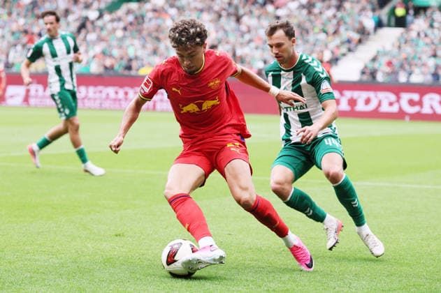 Bremen - RB Leipzig Bundesliga Bremen, 05.09.2026, Weserstadion, Fußball, 1.Bundesliga, 2.Spieltag , SV Werder Bremen vs. RB Leipzig , Im Bild von links: Neil El Aynoui (21, RB Leipzig), Youri Regeer ( 44, Bremen) , Nur zur redaktionellen Nutzung. Only editorial use. , DFL DFB regulations prohibit any use of photographs as image sequences and or quasi-video. , *** Bremen vs. RB Leipzig, Bundesliga, Bremen, September 5, 2026, Weserstadion, Soccer, 1st Bundesliga, Matchday 2, SV Werder Bremen vs. RB Leipzig, Pictured from left: Neil El Aynoui (21), RB Leipzig, Youri Regeer (44), Bremen, For editorial use only, DFL and DFB regulations prohibit any use of photographs as image sequences and or quasi-video,