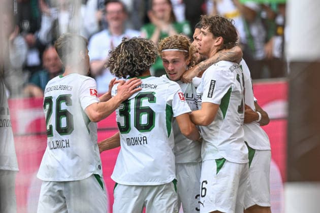 Hugo Bolin (Moenchengladbach 38) jubelt nach dem Tor zum 1:0 mit der Mannschaft 05.09.2026 ¢ Fussball ¢ Borussia Moenchengladbach vs SV Elversberg, Borussia-Park, Moenchengladbach, DFB DFL REGULATIONS PROHIBIT ANY USE OF PHOTOGRAPHS AS IMAGE SEQUENCES AND OR QUASI-VIDEO NRW Germany *** Hugo Bolin of Mönchengladbach, age 38, celebrates with the team after scoring the 1-0 goal on September 5, 2026 ¢ Soccer ¢ Borussia Mönchengladbach vs. SV Elversberg, Borussia Park, Mönchengladbach, DFB and DFL regulations prohibit any use of photographs as image sequences and or quasi-video. NRW, Germany Copyright: xpepphotox xHorstxMauelshagenx pep00321, pep_20260905_hm