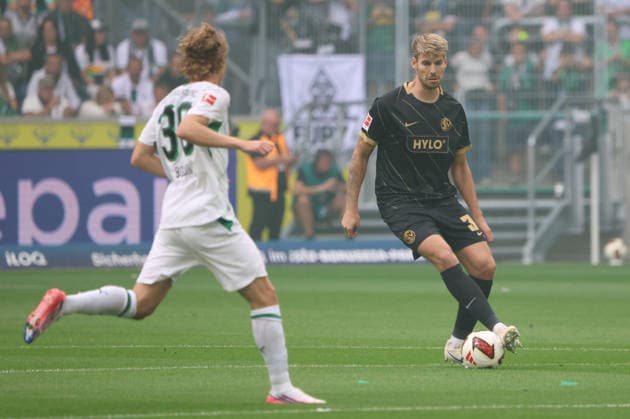 05.09.2026, Fussball, Herren, 1. Bundesliga, Saison 2026 2027, Borussia Mönchengladbach - SV 07 Elversberg, Maximilian Rohr (SV 07 Elversberg), Wael Mohya (Borussia Mönchengladbach) Mönchengladbach Ista-Borussia-Park Nordrhein-Westfalen Deutschland (DEU) *** September 5, 2026, Soccer, Men s, 1. Bundesliga, 2026–2027 Season, Borussia Mönchengladbach vs. SV 07 Elversberg, Maximilian Rohr (SV 07 Elversberg), Wael Mohya (Borussia Mönchengladbach), Mönchengladbach, Ista, Borussia Park, North Rhine-Westphalia, Germany (DEU) Copyright: xSebastianxBachx