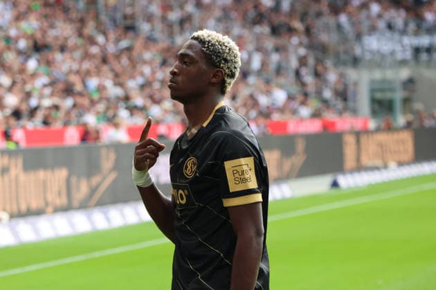 05.09.2026, Fussball, Herren, 1. Bundesliga, Saison 2026 2027, Borussia Mönchengladbach - SV 07 Elversberg, Torjubel zum 1:1, Torschütze: David Mokwa (SV 07 Elversberg) Mönchengladbach Ista-Borussia-Park Nordrhein-Westfalen Deutschland (DEU) *** September 5, 2026, Soccer, Men s, 1. Bundesliga, 2026–2027 season, Borussia Mönchengladbach vs. SV 07 Elversberg, goal celebration after the 1–1 equalizer, goal scorer David Mokwa, SV 07 Elversberg vs. Mönchengladbach, live at Borussia Park, North Rhine-Westphalia, Germany (DEU) Copyright: xSebastianxBachx