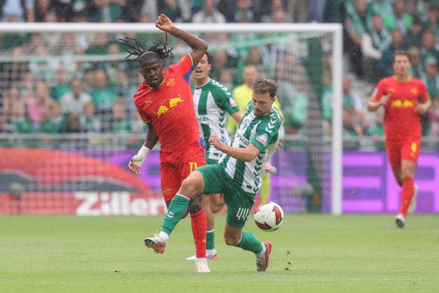 05.09.2026, xtgx, Fussball, 1. Bundesliga, SV Werder Bremen - RB Leipzig, v.l. Johan Bakayoko (Leipzig), Youri Regeer (Bremen, 44) Zweikampf, Duell, Kampf, tackle (DFL DFB REGULATIONS PROHIBIT ANY USE OF PHOTOGRAPHS as IMAGE SEQUENCES and or QUASI-VIDEO) Bremen *** September 5, 2026, xtgx, Soccer, 1st Bundesliga, SV Werder Bremen vs. RB Leipzig, from left: Johan Bakayoko (Leipzig), Youri Regeer (Bremen), 44th minute: tackle, duel, battle, DFL and DFB regulations prohibit any use of photographs as image sequences and or quasi-video, Bremen
