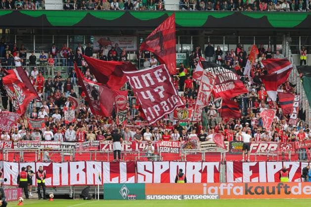 05.09.26, GER, Fussball, 1.FBL Männer, 2. Spieltag, Saison2026 2027, SV Werder Bremen vs. RB Leipzig Fahnen Banner Stimmung Emotionen Fans RB Leipzig Bremen Weserstadion Bremen Germany *** 05 09 26, GER, Soccer, 1st Division Men, Matchday 2, 2026–2027 Season, SV Werder Bremen vs. RB Leipzig Flags, Banners, Atmosphere, Emotions, Fans, RB Leipzig, Bremen, Weserstadion, Bremen, Germany Copyright: xnordphotoxGmbHx xTauchnitzx