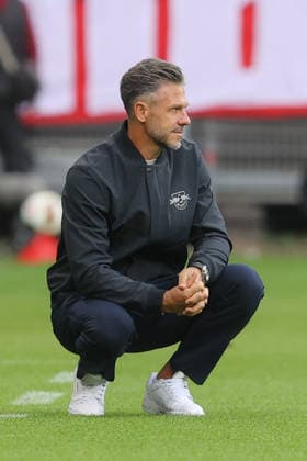 05.09.2026, xtgx, Fussball, 1. Bundesliga, SV Werder Bremen - RB Leipzig, v.l. Martin Demichelis (Leipzig Trainer) (DFL DFB REGULATIONS PROHIBIT ANY USE OF PHOTOGRAPHS as IMAGE SEQUENCES and or QUASI-VIDEO) Bremen *** September 5, 2026, xtgx, Soccer, Bundesliga 1, SV Werder Bremen vs. RB Leipzig, from left: Martin Demichelis, Leipzig coach. DFL and DFB regulations prohibit any use of photographs as image sequences and or quasi-video. Bremen