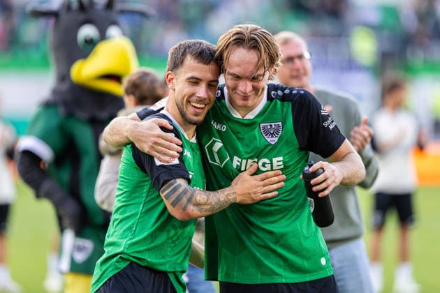 (L-R) Louis Kolbe (SC Preussen Muenster, 02), Ryan Johansson (SC Preussen Muenster, 20) jubeln nach Spielende ueber den 2:1 Sieg GER, SC Preussen Muenster vs. TSV Havelse, Fussball, 3. Liga, 4. Spieltag, Spielzeit 2026 2027, 05.09.2026 DFL Regulations prohibit any use of photographers as image sequences and or quasi-video. GER, SC Preussen Muenster vs. TSV Havelse, Fussball, 3. Liga, 4. Spieltag, Spielzeit 2026 2027, 05.09.2026 Muenster Copyright: xEibner-Pressefoto JanxRollingerx EP_JSK