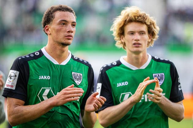 (L-R) Samuel Althaus (SC Preussen Muenster, 44), Niklas Varelmann (SC Preussen Muenster, 36) jubeln nach Spielende ueber den 2:1 Sieg GER, SC Preussen Muenster vs. TSV Havelse, Fussball, 3. Liga, 4. Spieltag, Spielzeit 2026 2027, 05.09.2026 DFL Regulations prohibit any use of photographers as image sequences and or quasi-video. GER, SC Preussen Muenster vs. TSV Havelse, Fussball, 3. Liga, 4. Spieltag, Spielzeit 2026 2027, 05.09.2026 Muenster Copyright: xEibner-Pressefoto JanxRollingerx EP_JSK