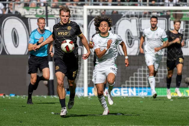 Sport Bilder des Tages Zweikampf zwischen Lasse Guenther (SV Elversberg, 21) und Wael Mohya (Borussia Moenchengladbach, 36). Borussia Moenchengladbach vs. SV Elversberg, Fussball, 1. Bundesliga, 02. Spieltag, Saison 2026 2027, 05.09.2026 DFL DFB Regulations prohibit any use of Photographs as image sequences and or Quasivideo Borussia Moenchengladbach vs. SV Elversberg, Fussball, 1. Bundesliga, 02. Spieltag, Saison 2026 2027, 05.09.2026 Moenchengladbach *** Tackle between Lasse Guenther of SV Elversberg, 21, and Wael Mohya of Borussia Mönchengladbach, 36; Borussia Mönchengladbach vs. SV Elversberg, Soccer, Bundesliga 1, Matchday 2, 2026–2027 Season, September 5, 2026. DFL and DFB regulations prohibit any use of photographs as image sequences and or quasi-video. Borussia Mönchengladbach vs. SV Elversberg, soccer, Bundesliga 1, Matchday 2, 2026–2027 season, September 5, 2026, Mönchengladbach Copyright: xEibner-Pressefoto ThomasxHaeslerx EP_THR