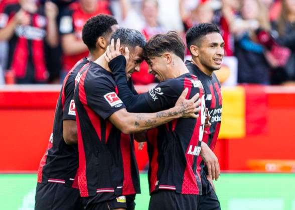 Leverkusen, Bayarena, 05.09.2026: Axel Facunda Medina of Leverkusen (L) celebrates scoring the 2:0 goal with Afonso Bastardo Moreira of Leverkusen during 1.Bundesliga Bayer 04 Leverkusen vs. FC Union Berlin. *** Leverkusen, Bayarena, September 5, 2026: Axel Facunda Medina of Leverkusen L celebrates scoring the 2-0 goal with Afonso Bastardo Moreira of Leverkusen during the Bundesliga match between Bayer 04 Leverkusen and FC Union Berlin