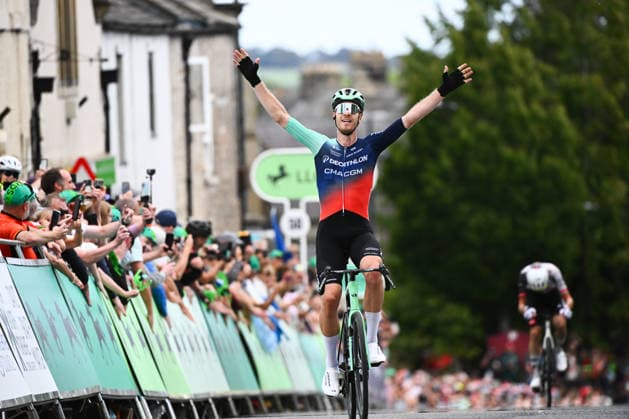 2026 Lloyds Tour of Britain Men Picture by Simon Wilkinson SWpix.com - 05 09 2026 - Cycling - UCI ProSeries - 2026 Lloyds Tour of Britain Men - Stage 4: Helmsley to Leyburn (165.8km) - Cees Bol (Decathlon CMA CGM Team) wins stage 4 Copyright: x xSWpix.comx(t axPhotographyxHubxLtd)xSimonxWilkinson SWpix.comx SWP-3030-22457