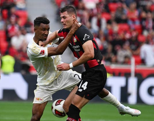 05.09.2026, xophax, Fussball 1.Bundesliga, Bayer 04 Leverkusen - 1.FC Union Berlin Patrick Schick ( Bayer 04 Leverkusen ) , rechts und Felix Uduokhai , links ( Union Berlin ) (DFL DFB REGULATIONS PROHIBIT ANY USE OF PHOTOGRAPHS as IMAGE SEQUENCES and or QUASI-VIDEO) Leverkusen *** September 5, 2026, xophax, Soccer, Bundesliga 1, Bayer 04 Leverkusen 1 FC Union Berlin Patrick Schick (Bayer 04 Leverkusen), right, and Felix Uduokhai (Union Berlin), left. DFL DFB regulations prohibit any use of photographs as image sequences and or quasi-video. Leverkusen