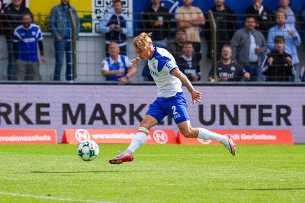 Deutschland: Fussball, 3. Liga, 4. Spieltag, Hänsch-Arena, SV Meppen vs. 1. FC Saarbrücken: Dominique Domröse (SV Meppen, 2) Copyright: xMichelxWittex