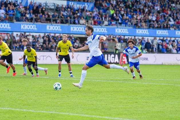 Deutschland: Fussball, 3. Liga, 4. Spieltag, Hänsch-Arena, SV Meppen vs. 1. FC Saarbrücken: Ersin Zehir (SV Meppen, 6) Tor zum Anschluss, Jubel Copyright: xMichelxWittex