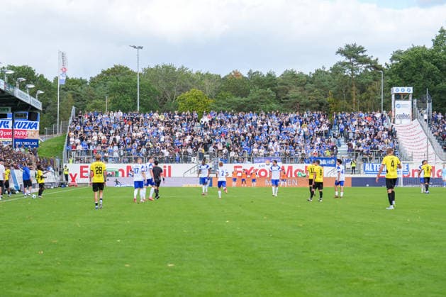 Deutschland: Fussball, 3. Liga, 4. Spieltag, Hänsch-Arena, SV Meppen vs. 1. FC Saarbrücken: 8.845 Zuschauer sind heute in Meppen. Copyright: xMichelxWittex