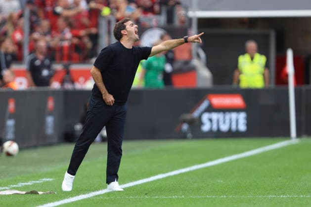 Trainer Carles Martinez (Bayer 04 Leverkusen) gestikuliert, Gestik waehrend des Spiels der 1. Bundesliga zwischen Bayer 04 Leverkusen und 1. FC Union Berlin, BayArena am 05. September 2026 in Leverkusen, Deutschland. (Foto von Oliver Kaelke DeFodi Images) +++ Trainer Carles Martinez (Bayer 04 Leverkusen) gestures during the Bundesliga match between Bayer 04 Leverkusen and 1. FC Union Berlin at BayArena on September 5, 2026 in Leverkusen, Germany. (Photo by Oliver Kaelke DeFodi Images) DFB DFL REGULATIONS PROHIBIT ANY USE OF PHOTOGRAPHS AS IMAGE SEQUENCES AND OR QUASI-VIDEO. (Photo by Oliver Kaelke DeFodi Images) - *** Bayer 04 Leverkusen coach Carles Martinez gestures during the Bundesliga match between Bayer 04 Leverkusen and 1. FC Union Berlin, BayArena on September 5, 2026, in Leverkusen, Germany. Photo by Oliver Kaelke, DeFodi Images. Coach Carles Martinez of Bayer 04 Leverkusen gestures during the Bundesliga match between Bayer 04 Leverkusen and 1. FC Union Berlin at BayArena on September 5, 2026 in Leverkusen, Germany. Photo by Oliver Kaelke, DeFodi Images. DFB and DFL regulations prohibit any use of photographs as image sequences and or quasi-video. Photo by Oliver Kaelke, DeFodi Images.