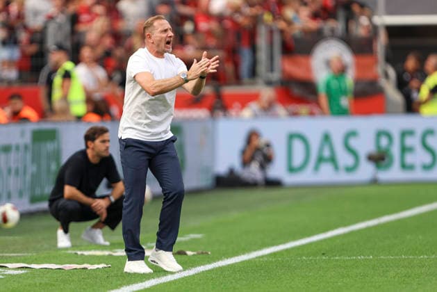 Trainer Mauro Lustrinelli (1.FC Union Berlin) gestikuliert, Gestik waehrend des Spiels der 1. Bundesliga zwischen Bayer 04 Leverkusen und 1. FC Union Berlin, BayArena am 05. September 2026 in Leverkusen, Deutschland. (Foto von Oliver Kaelke DeFodi Images) +++ Trainer Mauro Lustrinelli (1.FC Union Berlin) gestures during the Bundesliga match between Bayer 04 Leverkusen and 1. FC Union Berlin at BayArena on September 5, 2026 in Leverkusen, Germany. (Photo by Oliver Kaelke DeFodi Images) DFB DFL REGULATIONS PROHIBIT ANY USE OF PHOTOGRAPHS AS IMAGE SEQUENCES AND OR QUASI-VIDEO. (Photo by Oliver Kaelke DeFodi Images) - *** Coach Mauro Lustrinelli of 1. FC Union Berlin gestures during the Bundesliga match between Bayer 04 Leverkusen and 1. FC Union Berlin, BayArena on September 5, 2026, in Leverkusen, Germany. Photo by Oliver Kaelke, DeFodi Images. Coach Mauro Lustrinelli of 1. FC Union Berlin gestures during the Bundesliga match between Bayer 04 Leverkusen and 1. FC Union Berlin at BayArena on September 5, 2026 in Leverkusen, Germany. Photo by Oliver Kaelke, DeFodi Images. DFB and DFL regulations prohibit any use of photographs as image sequences and or quasi-video. Photo by Oliver Kaelke, DeFodi Images