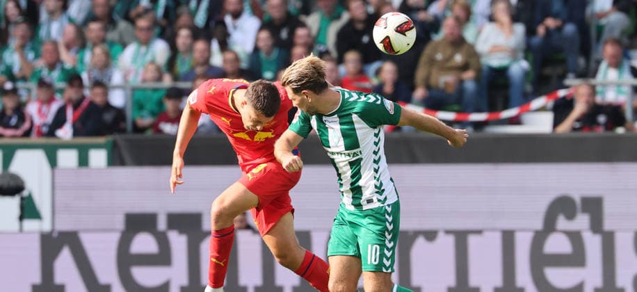 Bremen - RB Leipzig Bundesliga Bremen, 05.09.2026, Weserstadion, Fußball, 1.Bundesliga, 2.Spieltag , SV Werder Bremen vs. RB Leipzig , Im Bild von links: Maxime Esteve ( 3, RBL), Niclas Füllkrug Fuellkrug ( 10, Bremen). , Nur zur redaktionellen Nutzung. Only editorial use. , DFL DFB regulations prohibit any use of photographs as image sequences and or quasi-video. , *** Bremen vs. RB Leipzig, Bundesliga, Bremen, September 5, 2026, Weserstadion, Soccer, Bundesliga 1, Matchday 2, SV Werder Bremen vs. RB Leipzig, Pictured from left: Maxime Esteve 3, RBL, Niclas Füllkrug (Fuellkrug) No. 10, Bremen, For editorial use only. DFL and DFB regulations prohibit any use of photographs as image sequences and or quasi-video,