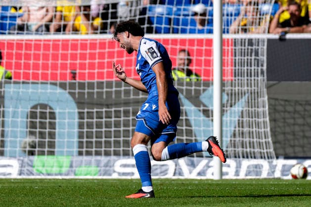 Torschütze Leon Avdullahu (Hoffenheim, 7), Spieler der TSG 1899 Hoffenheim, jubelt über das Tor zum 1:0, Jubel, jubeln, Torjubel, Torerfolg, celebrate the goal, goal, celebration, jubelt ueber das Tor, Freuen, Freude, freut sich, optimistisch, positiv, Spielszene, Highlight, Einzelbild, Einzelfoto, Aktion, Action, 05.09.2026, Sinsheim (Deutschland), Fussball, Bundesliga, TSG 1899 Hoffenheim - Borussia Dortmund, DFB DFL REGULATIONS PROHIBIT ANY USE OF PHOTOGRAPHS AS IMAGE SEQUENCES AND OR QUASI-VIDEO. *** Goal scorer Leon Avdullahu Hoffenheim, 7, a player for TSG 1899 Hoffenheim, celebrates the 1-0 goal, Celebration, cheering, goal celebration, goal scored, celebrate the goal, goal, celebration, celebrating the goal, joy, happiness, happy, optimistic, positive, game scene, highlight, still image, single photo, action, 05 09 2026, Sinsheim, Germany, soccer, Bundesliga, TSG 1899 Hoffenheim vs. Borussia Dortmund, DFB and DFL regulations prohibit any use of photographs as image sequences and or quasi-video xozx