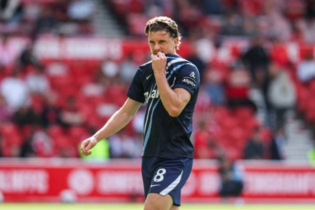 Nottingham Forest v Tottenham Hotspur, Premier League Conor Gallagher of Tottenham Hotspur in the pregame warmup session during the Nottingham Forest v Tottenham Hotspur Premier League match at the City Ground, West Bridgford, England on 5 September 2026 Credit: Richard Bierton Every Second Media Editorial use only. All images are copyright Every Second Media Limited. No images may be reproduced without prior permission. All rights reserved. Premier League and Football League images are subject to licensing agreements with Football DataCo Limited. see https: www.football-dataco.com Copyright: xIMAGO EveryxSecondxMediax ESM-2130-0041 RichardxBiertonx xEveryxSecondxMediax