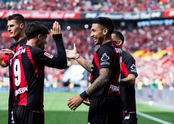 Leverkusen, Bayarena, 05.09.2026: Ezequiel Fernandez of Leverkusen (R) celebrates scoring the 1:0 goal with Afonso Bastardo Moreira of Leverkusen during 1.Bundesliga Bayer 04 Leverkusen vs. FC Union Berlin. *** Leverkusen, Bayarena, September 5, 2026: Ezequiel Fernandez of Leverkusen (R) celebrates scoring the 1-0 goal with Afonso Bastardo Moreira of Leverkusen during the Bundesliga match between Bayer 04 Leverkusen and FC Union Berlin