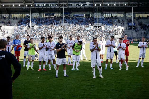 05.09.2026, xhettx, Fussball 3.Liga, SV Waldhof Mannheim - SC Verl v.l. Jubel nach Abpfiff bei Verl