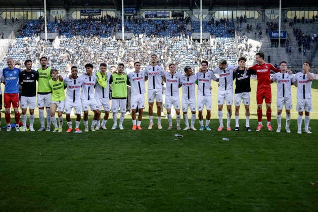 05.09.2026, xhettx, Fussball 3.Liga, SV Waldhof Mannheim - SC Verl v.l. Jubel nach Abpfiff bei Verl