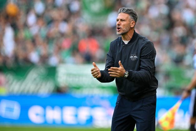 1. Bundesliga: SV Werder Bremen - RB Leipzig am 05.09.2026 im Weserstadion in Bremen Trainer Martin Demichelis (Leipzig) gibt lautstark Anweisungen *** 1 Bundesliga: SV Werder Bremen vs. RB Leipzig on September 5, 2026, at the Weserstadion in Bremen. Coach Martin Demichelis of Leipzig shouts instructions. MT