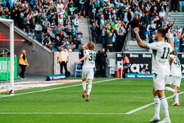 Deutschland: Fußball 1. Bundesliga Männer 2026 - 2027, 2. Spieltag - VfL Borussia Mönchengladbach vs SV Elversberg (ista Borussia Park): Jubel, Tor, Freude, feiern, Spass, Emotionen von Hugo Bolin (Borussia Mönchengladbach, 38) zum 2 zu 1 *** Germany Soccer 1. Bundesliga Men 2026–2027, Matchday 2: VfL Borussia Mönchengladbach vs. SV Elversberg at Borussia Park—cheers, goal, joy, celebration, fun, emotions from Hugo Bolin of Borussia Mönchengladbach, 38–2–1 Copyright: xThiemoxRudolphx