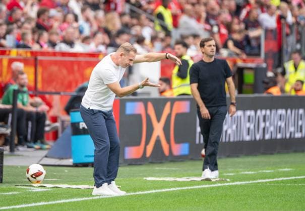 Fußball, Herren, Saison 2026 2027, 1. Bundesliga (2. Spieltag), Bayer 04 Leverkusen - 1. FC Union Berlin, v. l. Trainer Mauro Lustrinelli (1. FC Union Berlin), Trainer Carles Martinez (Bayer 04 Leverkusen), 05.09.2026, *** Soccer, Men s, 2026–2027 Season, Bundesliga 1, Matchday 2, Bayer 04 Leverkusen 1 FC Union Berlin; from left: Coach Mauro Lustrinelli (FC Union Berlin), Coach Carles Martinez (Bayer 04 Leverkusen), September 5, 2026, Copyright: xMatthiasxKochx