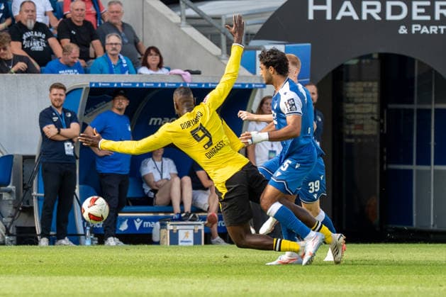 1. Bundesliga: TSG Hoffenheim vs Borussia Dortmund, 05.09.2026 Foulspiel durch Ozan Kabak (TSG Hoffenheim, 5) an Serhou Guirassy (Borussia Dortmund, 9) 1. Bundesliga: TSG Hoffenheim vs Borussia Dortmund, SNP Arena, 05.09.2026 DFB DFL REGULATIONS PROHIBIT ANY USE OF PHOTOGRAPHS AS IMAGE SEQUENCES AND OR QUASI-VIDEO. *** 1 Bundesliga TSG Hoffenheim vs. Borussia Dortmund, September 5, 2026 Foul by Ozan Kabak (TSG Hoffenheim), No. 5, on Serhou Guirassy (Borussia Dortmund), No. 9 1 Bundesliga TSG Hoffenheim vs. Borussia Dortmund, SNP Arena, September 5, 2026 DFB and DFL regulations prohibit any use of photographs as image sequences and or quasi-video. Copyright: xBEAUTIFULxSPORTS Hillx