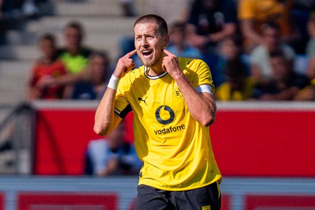 1. Bundesliga, 2. Spieltag, TSG 1899 Hoffenheim vs. Borussia Dortmund am 05.09.2026 Tor zum 1:0 durch Leon Avdullahu Waldemar Anton WICHTIGER HINWEIS: Gemäß den Vorgaben der DFL und des DFB ist es untersagt, in dem Stadion und oder vom Spiel angefertigte Fotoaufnahmen in Form von Sequenzbildern und oder videoähnlichen Fotostrecken zu verwerten bzw. verwerten zu lassen. *** Bundesliga 1, Matchday 2, TSG 1899 Hoffenheim vs. Borussia Dortmund on September 5, 2026. Goal to make it 1–0 by Leon Avdullahu Waldemar Anton. IMPORTANT NOTICE: In accordance with DFL and DFB regulations, it is prohibited to use or allow the use of photographs taken in the stadium and or during the game in the form of image sequences and or video-like photo series. Copyright: xBahhoxKarax