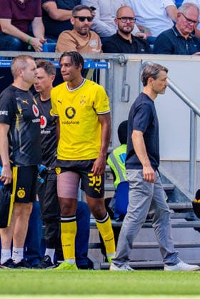 1. Bundesliga, 2. Spieltag, TSG 1899 Hoffenheim vs. Borussia Dortmund am 05.09.2026 Filippo Mane mit einer Verletzung und Auswechselung verletzt sich Niko Kovac WICHTIGER HINWEIS: Gemäß den Vorgaben der DFL und des DFB ist es untersagt, in dem Stadion und oder vom Spiel angefertigte Fotoaufnahmen in Form von Sequenzbildern und oder videoähnlichen Fotostrecken zu verwerten bzw. verwerten zu lassen. *** Bundesliga 1, Matchday 2, TSG 1899 Hoffenheim vs. Borussia Dortmund on September 5, 2026 Filippo Mane is injured and substituted; Niko Kovac is injured IMPORTANT NOTICE: In accordance with DFL and DFB regulations, it is prohibited to use or allow the use of photographs taken in the stadium and or during the match in the form of sequential images and or video-like photo series Copyright: xBahhoxKarax