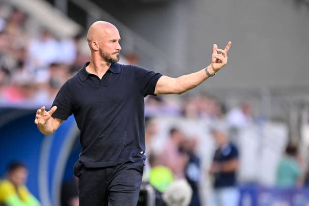 Trainer Christian Ilzner (TSG 1899 Hoffenheim) gestikuliert, gestik waehrend des spiels der 1. Bundesliga zwischen TSG Hoffenheim und Borussia Dortmund, SNP Arena am 05. September 2026 in Sinsheim, Deutschland. (Foto von Harry Langer DeFodi Images) +++ Trainer Christian Ilzner (TSG 1899 Hoffenheim) gestures during the Bundesliga match between TSG Hoffenheim and Borussia Dortmund at SNP Arena on September 5, 2026 in Sinsheim, Germany. (Photo by Harry Langer DeFodi Images) DFB DFL REGULATIONS PROHIBIT ANY USE OF PHOTOGRAPHS AS IMAGE SEQUENCES AND OR QUASI-VIDEO. (Photo by Harry Langer DeFodi Images) DFB DFL REGULATIONS PROHIBIT ANY USE OF PHOTOGRAPHS AS IMAGE SEQUENCES AND OR QUASI-VIDEO. - *** TSG 1899 Hoffenheim coach Christian Ilzner gestures during the Bundesliga match between TSG Hoffenheim and Borussia Dortmund, at the SNP Arena on September 5, 2026, in Sinsheim, Germany. Photo by Harry Langer, DeFodi Images. Coach Christian Ilzner of TSG 1899 Hoffenheim gestures during the Bundesliga match between TSG Hoffenheim and Borussia Dortmund at the SNP Arena on September 5, 2026 in Sinsheim, Germany. Photo by Harry Langer, DeFodi Images. DFB and DFL regulations prohibit any use of photographs as image sequences and or quasi-video. Photo by Harry Langer, DeFodi Images. DFB and DFL regulations prohibit any use of photographs as imSEQUENCES AND OR QUASI-VIDEO