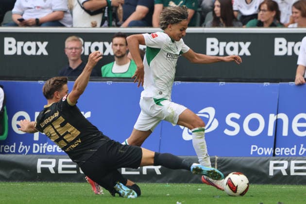 05.09.2026, Fussball, Herren, 1. Bundesliga, Saison 2026 2027, Borussia Mönchengladbach - SV 07 Elversberg, Lukas Petkov (SV 07 Elversberg), Wael Mohya (Borussia Mönchengladbach) Mönchengladbach Ista-Borussia-Park Nordrhein-Westfalen Deutschland (DEU) *** September 5, 2026, Soccer, Men s, 1. Bundesliga, 2026–2027 Season, Borussia Mönchengladbach vs. SV 07 Elversberg, Lukas Petkov (SV 07 Elversberg), Wael Mohya (Borussia Mönchengladbach), Mönchengladbach, Ista, Borussia Park, North Rhine-Westphalia, Germany, DEU Copyright: xSebastianxBachx