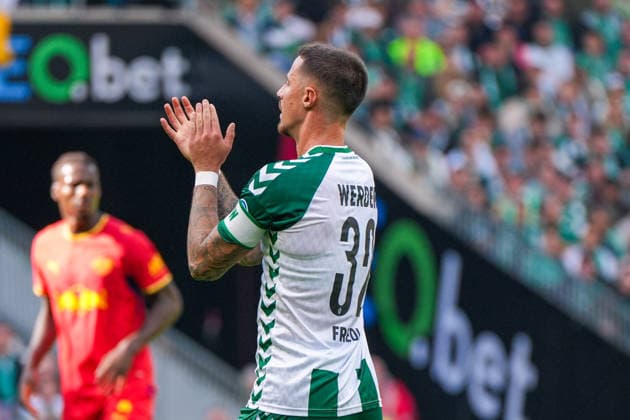 Marco Friedl (Werder Bremen, 32) mit Applaus, Deutschland: Fussball, Bundesliga, Saison 2026 27, 2. Spieltag, 05.09.2026, Werder Bremen vs RB Leipzig, Weserstadion (Bremen) *** Marco Friedl, Werder Bremen, 32, to applause; German soccer, Bundesliga, 2026–27 season, Matchday 2, September 5, 2026, Werder Bremen vs. RB Leipzig, Weserstadion, Bremen Copyright: xLeonxFrickx