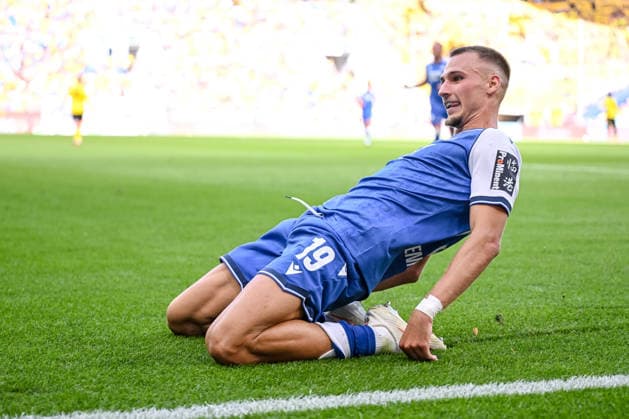Tim Lemperle (TSG 1899 Hoffenheim) Torjubel, jubelt nach seinem treffer zum 2:0 waehrend des spiels der 1. Bundesliga zwischen TSG Hoffenheim und Borussia Dortmund, SNP Arena am 05. September 2026 in Sinsheim, Deutschland. (Foto von Harry Langer DeFodi Images) +++ Tim Lemperle (TSG 1899 Hoffenheim) celebrates after scoring his team s second goal during the Bundesliga match between TSG Hoffenheim and Borussia Dortmund at SNP Arena on September 5, 2026 in Sinsheim, Germany. (Photo by Harry Langer DeFodi Images) DFB DFL REGULATIONS PROHIBIT ANY USE OF PHOTOGRAPHS AS IMAGE SEQUENCES AND OR QUASI-VIDEO. (Photo by Harry Langer DeFodi Images) DFB DFL REGULATIONS PROHIBIT ANY USE OF PHOTOGRAPHS AS IMAGE SEQUENCES AND OR QUASI-VIDEO. - *** Tim Lemperle of TSG 1899 Hoffenheim celebrates after scoring his team s second goal (2–0) during the Bundesliga 1 match between TSG Hoffenheim and Borussia Dortmund, SNP Arena on September 5, 2026, in Sinsheim, Germany. Photo by Harry Langer, DeFodi Images. Tim Lemperle of TSG 1899 Hoffenheim celebrates after scoring his team’s second goal during the Bundesliga match between TSG Hoffenheim and Borussia Dortmund at SNP Arena on September 5, 2026 in Sinsheim, Germany. Photo by Harry Langer, DeFodi Images. DFB and DFL regulations prohibit any use of photographs as image sequences and or quasi-video. Photo by Harry Langer, DeFodi Images. DFB and DFL regulations prohibit any use of photographs as imSEQUENCES AND OR QUASI-VIDEO