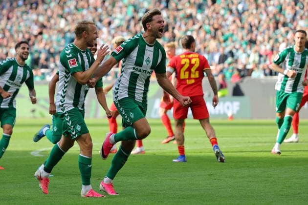 05.09.26, GER, Fussball, 1.FBL Männer, 2. Spieltag, Saison2026 2027, SV Werder Bremen vs. RB Leipzig Torjubel Jubel. Torschütze Torschuetze Niclas Füllkrug Niclas Fuellkrug (SV Werder Bremen 10) jubelt ueber das Tor zum 2:0 Bremen Weserstadion Bremen Germany *** 05 09 26, GER, Soccer, Men s 1st Division, Matchday 2, 2026–2027 Season, SV Werder Bremen vs. RB Leipzig Goal celebration Cheering Goal scorer(s) Niclas Füllkrug Niclas Fuellkrug SV Werder Bremen 10 celebrates the goal that makes it 2–0 at the Weserstadion in Bremen, Germany Copyright: xnordphotoxGmbHx xTauchnitzx