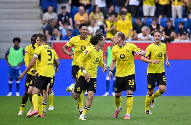 TOR zum 2:2 Fabio Silva Borussia Dortmund BVB (21) Torjubel Jobe Bellingham Borussia Dortmund BVB (07) Julian Ryerson Borussia Dortmund BVB (26) Waldemar Anton Borussia Dortmund BVB (03) TSG 1899 Hoffenheim vs Borussia Dortmund BVB 05.09.2026 DFL REGULATIONS PROHIBIT ANY USE OF PHOTOGRAPHS AS IMAGE SEQUENCES AND OR QUASI-VIDEO TSG 1899 Hoffenheim vs Borussia Dortmund BVB *** GOAL: 2-2 Fabio Silva, Borussia Dortmund (BVB) 21 Goal celebration: Jobe Bellingham, Borussia Dortmund (BVB) 07 Julian Ryerson, Borussia Dortmund (BVB) 26 Waldemar Anton, Borussia Dortmund (BVB) 03 TSG 1899 Hoffenheim vs. Borussia Dortmund (BVB) 05 09 2026 DFL regulations prohibit any use of photographs as image sequences and or quasi-video TSG 1899 Hoffenheim vs. Borussia Dortmund BVB