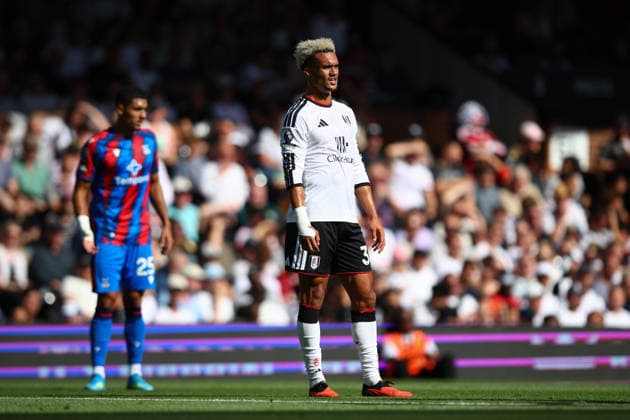 Premier League: Fulham v Crystal Palace LONDON, UK - 5th Sept 2026: Antonee Robinson of Fulham FC looks on during the Premier League match between Fulham FC and Crystal Palace FC at Craven Cottage London Craven Cottage England United Kingdom Copyright: xCraigxMercerx xPeakxActionxPhotosx