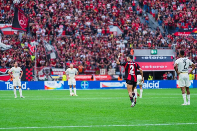 Facundo Medina (Bayer 04 Leverkusen, 02) bejubelt sein Tor zum 2-0 mit Faust nach oben Bayer 04 Leverkusen vs. 1.FC Union Berlin, Fussball, 1.Bundesliga, 2.Spieltag, Saison 2026 27, 05.09.2026, DFL REGULATIONS PROHIBIT ANY USE OF PHOTOGRAPHS AS IMAGE SEQUENCES AND OR QUASI-VIDEO, Bayer 04 Leverkusen vs. 1.FC Union Berlin, Fussball, 1.Bundesliga, 2.Spieltag, Saison 2026 27, 05.09.2026 Leverkusen *** Facundo Medina of Bayer 04 Leverkusen celebrates his goal to make it 2–0 by raising his fist on September 2, 2026, during the match between Bayer 04 Leverkusen and 1. FC Union Berlin, Soccer, Bundesliga 1, Matchday 2, 2026–27 season, September 5, 2026, DFL regulations prohibit any use of photographs as image sequences and or quasi-video. Bayer 04 Leverkusen vs. 1. FC Union Berlin, soccer, Bundesliga 1, Matchday 2, 2026–27 season, September 5, 2026, Leverkusen Copyright: xEibner-Pressefoto LukasxBaldygax EP_LBA