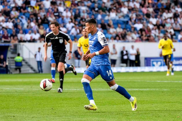 Adam Daghim (Hoffenheim, 14), am Ball, Aktion, Action, Spielszene, 05.09.2026, Sinsheim (Deutschland), Fussball, Bundesliga, TSG 1899 Hoffenheim - Borussia Dortmund, DFB DFL REGULATIONS PROHIBIT ANY USE OF PHOTOGRAPHS AS IMAGE SEQUENCES AND OR QUASI-VIDEO. *** Adam Daghim Hoffenheim, 14, on the ball, action, game scene, September 5, 2026, Sinsheim, Germany, soccer, Bundesliga, TSG 1899 Hoffenheim vs. Borussia Dortmund, DFB and DFL regulations prohibit any use of photographs as image sequences and or quasi-video xozx