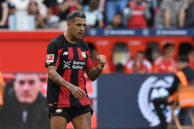 Torschuetze Facundo Medina ( Bayer 04 Leverkusen, 2 ) jubelt ueber sein Tor zum 2 : 0. GER, Bayer 04 Leverkusen vs 1 FC Union Berlin, Fussball, Bundesliga, 2. Spieltag, Spielzeit 2026 2027, 05.09.2026 DFL REGULATIONS PROHIBIT ANY USE OF PHOTOGRAPHS AS IMAGE SEQUENCES AND OR QUASI-VIDEO GER, Bayer 04 Leverkusen vs 1 FC Union Berlin, Fussball, Bundesliga, 2. Spieltag, Spielzeit 2026 2027, 05.09.2026 Leverkusen *** Goal scorer Facundo Medina of Bayer 04 Leverkusen, 2, celebrates his goal to make it 2–0 GER, Bayer 04 Leverkusen vs. 1. FC Union Berlin, Soccer, Bundesliga, Matchday 2, 2026–2027 season, September 5, 2026 DFL regulations prohibit any use of photographs as image sequences and or quasi-video, Bayer 04 Leverkusen vs. 1. FC Union Berlin, soccer, Bundesliga, Matchday 2, 2026–2027 season, September 5, 2026, Leverkusen Copyright: xEibner-Pressefoto ThomasxThienelx EP_TTL