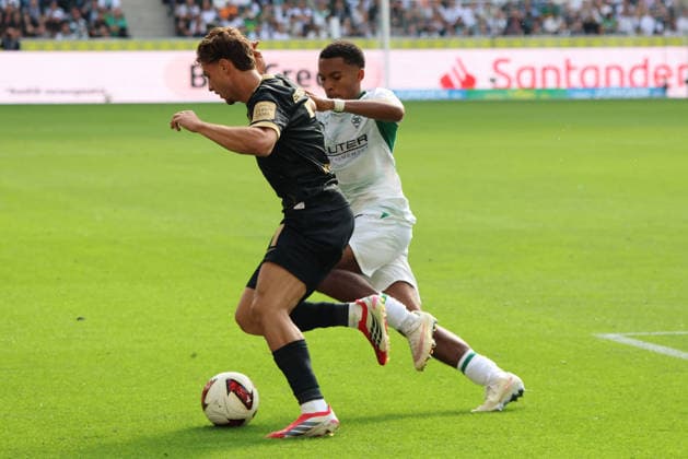 05.09.2026, Fussball, Herren, 1. Bundesliga, Saison 2026 2027, Borussia Mönchengladbach - SV 07 Elversberg, Maurice Krattenmacher (SV 07 Elversberg), Mathieu Nguefack (Borussia Mönchengladbach) Mönchengladbach Ista-Borussia-Park Nordrhein-Westfalen Deutschland (DEU) *** September 5, 2026, Soccer, Men s, 1st Bundesliga, 2026–2027 season, Borussia Mönchengladbach vs. SV 07 Elversberg, Maurice Krattenmacher (SV 07 Elversberg), Mathieu Nguefack (Borussia Mönchengladbach), Mönchengladbach, Ista, Borussia Park, North Rhine-Westphalia, Germany, DEU Copyright: xSebastianxBachx