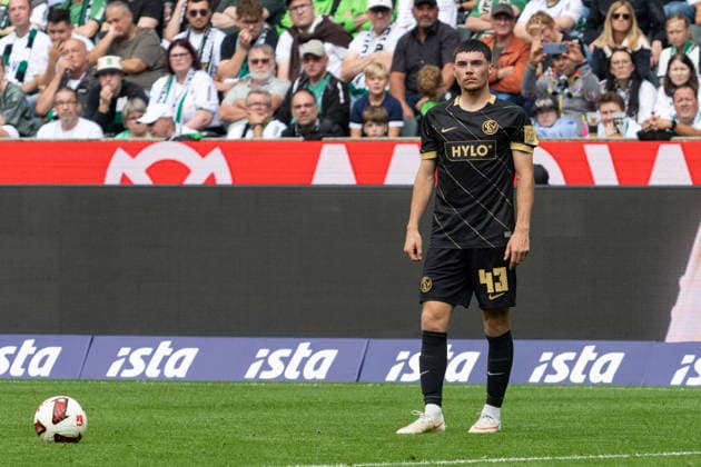 Felix Keidel (SV Elversberg, 43) erzielt per Freistoss das Tor zum 3:3. Borussia Moenchengladbach vs. SV Elversberg, Fussball, 1. Bundesliga, 02. Spieltag, Saison 2026 2027, 05.09.2026 DFL DFB Regulations prohibit any use of Photographs as image sequences and or Quasivideo Borussia Moenchengladbach vs. SV Elversberg, Fussball, 1. Bundesliga, 02. Spieltag, Saison 2026 2027, 05.09.2026 Moenchengladbach *** Felix Keidel of SV Elversberg, 43, scores the goal to tie the game at 3–3 on a free kick in the match between Borussia Mönchengladbach and SV Elversberg, soccer, 1. Bundesliga, Matchday 2, 2026–2027 season, September 5, 2026 DFL and DFB regulations prohibit any use of photographs as image sequences and or quasi-video Borussia Mönchengladbach vs. SV Elversberg, Soccer, Bundesliga 1, Matchday 2, 2026–2027 season, September 5, 2026, Mönchengladbach Copyright: xEibner-Pressefoto ThomasxHaeslerx EP_THR
