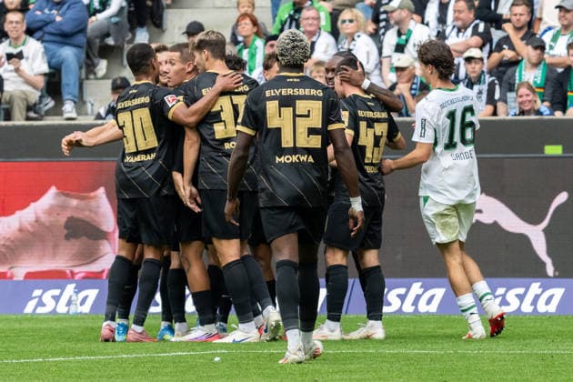Die Elversberger Spieler bejubeln das Tor zum 3:3 durch Felix Keidel (SV Elversberg, 43). Borussia Moenchengladbach vs. SV Elversberg, Fussball, 1. Bundesliga, 02. Spieltag, Saison 2026 2027, 05.09.2026 DFL DFB Regulations prohibit any use of Photographs as image sequences and or Quasivideo Borussia Moenchengladbach vs. SV Elversberg, Fussball, 1. Bundesliga, 02. Spieltag, Saison 2026 2027, 05.09.2026 Moenchengladbach *** The Elversberg players celebrate Felix Keidel s goal that tied the score at 3–3. SV Elversberg, 43. Borussia Mönchengladbach vs. SV Elversberg, Soccer, Bundesliga 1, Matchday 2, 2026–2027 season, September 5, 2026 DFL and DFB regulations prohibit any use of photographs as image sequences and or quasi-video Borussia Mönchengladbach vs. SV Elversberg, soccer, Bundesliga 1, Matchday 2, 2026–2027 season, September 5, 2026, Mönchengladbach Copyright: xEibner-Pressefoto ThomasxHaeslerx EP_THR