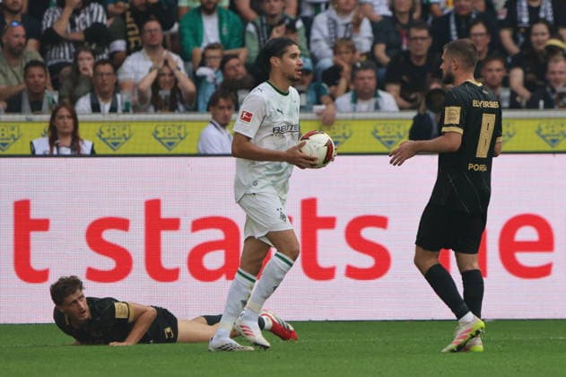 05.09.2026, Fussball, Herren, 1. Bundesliga, Saison 2026 2027, Borussia Mönchengladbach - SV 07 Elversberg, Maurice Krattenmacher (SV 07 Elversberg), Kevin Diks (Borussia Mönchengladbach), Lukasz Poreba (SV 07 Elversberg) Mönchengladbach Ista-Borussia-Park Nordrhein-Westfalen Deutschland (DEU) *** September 5, 2026, Soccer, Men s, Bundesliga 1, 2026–2027 Season, Borussia Mönchengladbach vs. SV 07 Elversberg, Maurice Krattenmacher (SV 07 Elversberg), Kevin Diks (Borussia Mönchengladbach), Lukasz Poreba (SV 07 Elversberg), Mönchengladbach, Ista, Borussia Park, North Rhine-Westphalia, Germany, DEU Copyright: xSebastianxBachx