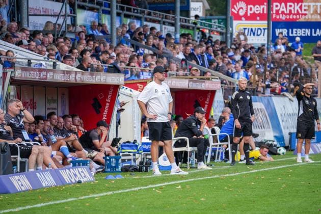 Deutschland: Fussball, 3. Liga, 4. Spieltag, Hänsch-Arena, SV Meppen vs. 1. FC Saarbrücken: Lucas Beniermann (Trainer, SV Meppen) Copyright: xMichelxWittex